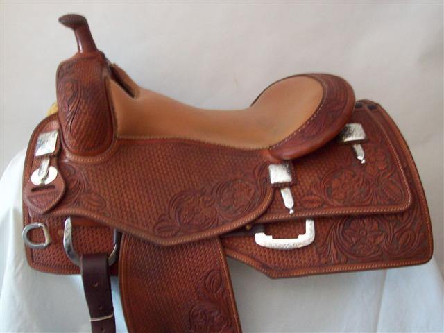Used Saddle:- Image Number:0